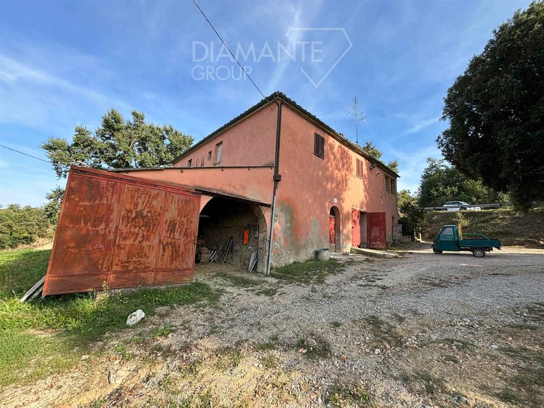 Farm Ranch in San Giovanni d'Asso, Tuscany, Italy 4 - 16725124
