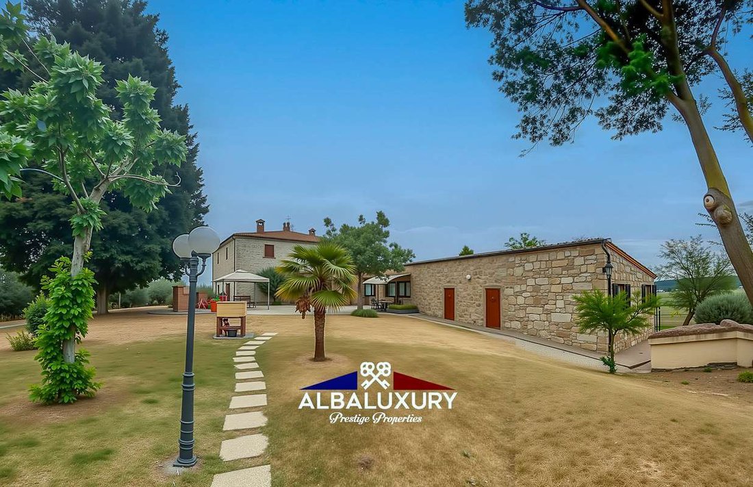 Villa in Montalcino, Tuscany, Italy 4 - 16726277