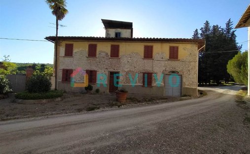 Tuscany| Historic Tuscan Castle With Land For Sale Near Florence