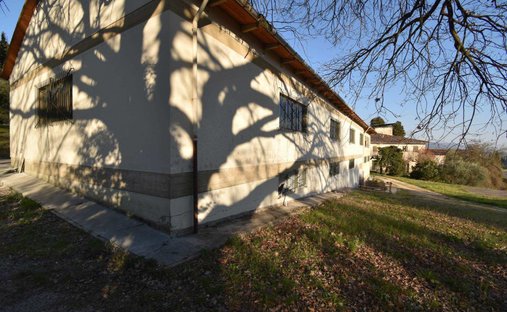 Tuscany| Historic Tuscan Castle With Land For Sale Near Florence