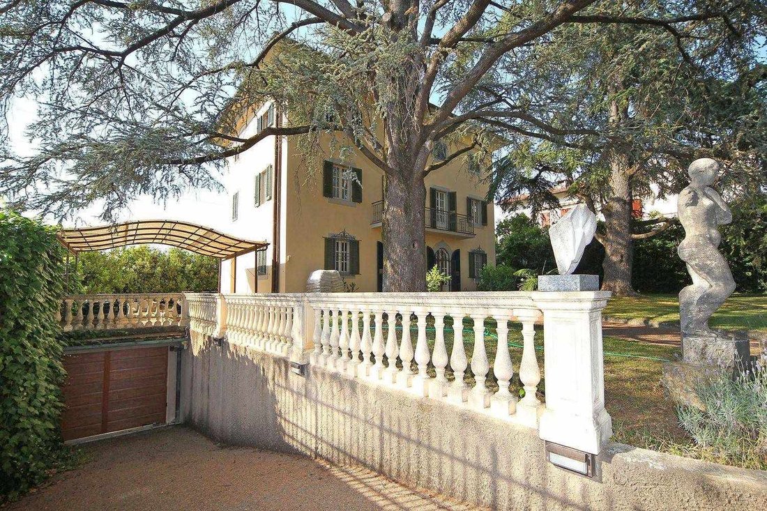 Villa in Stadium, Pistoia, Tuscany 3 - 16723747