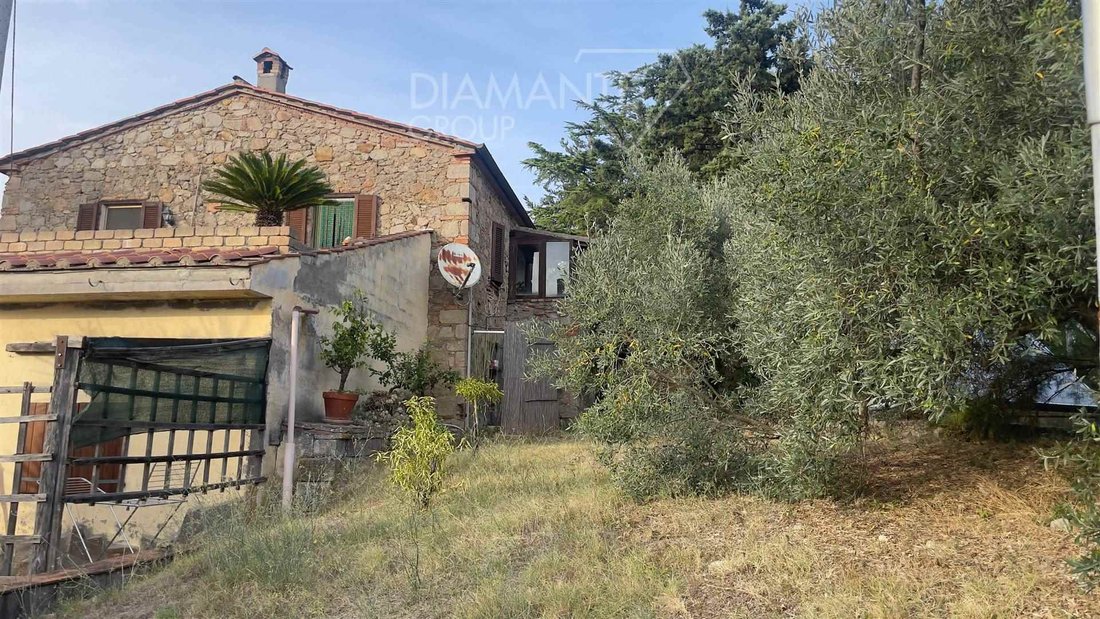 Farm Ranch in Roccastrada, Tuscany, Italy 2 - 16725125
