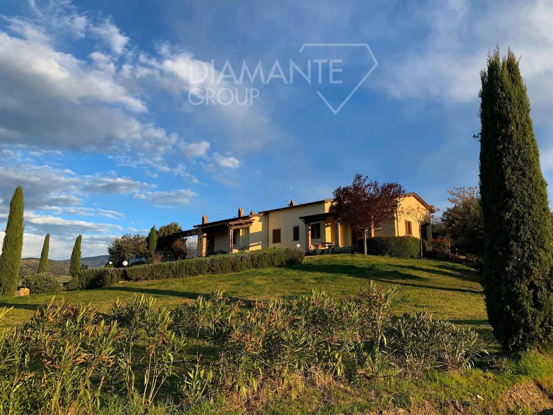 Farm Ranch in Castel del Piano, Tuscany, Italy 1 - 16725062