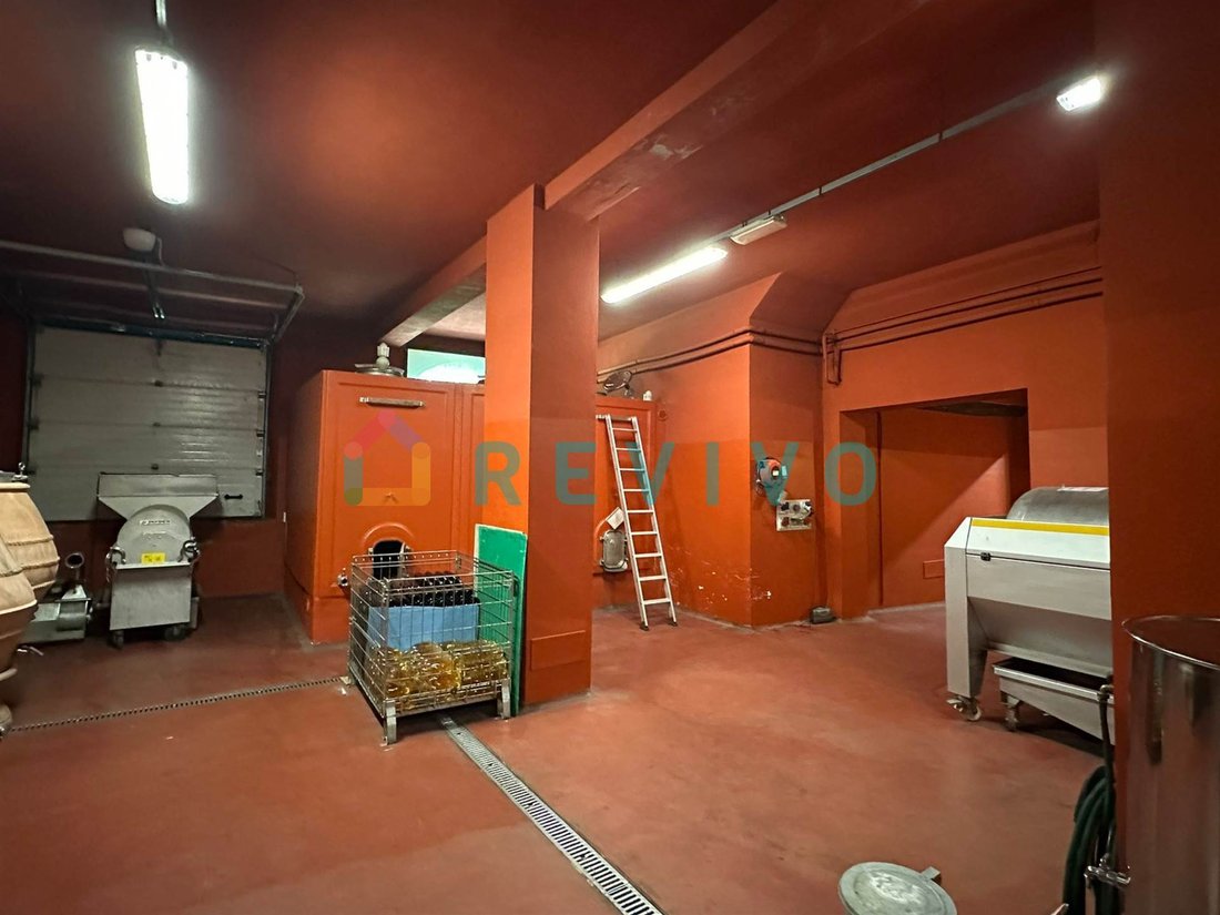 Farm Ranch in Rignano sull'Arno, Tuscany, Italy 3 - 16723391