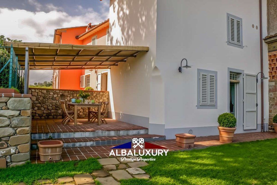Villa in Lamporecchio, Tuscany, Italy 5 - 16726115