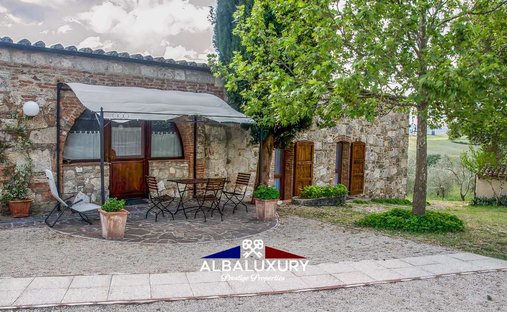 Castle To Be Renovated For Sale In Montalcino, Valdorcia