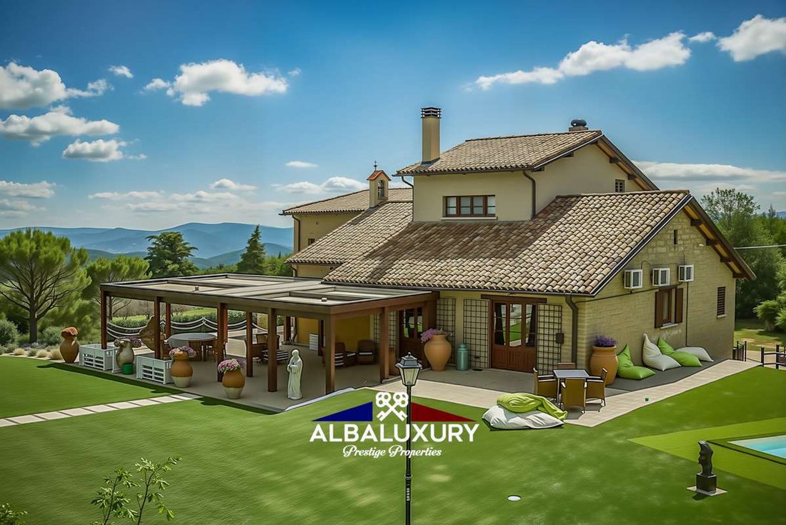 Villa in Monte Santa Maria Tiberina, Umbria, Italy 1 - 15345438
