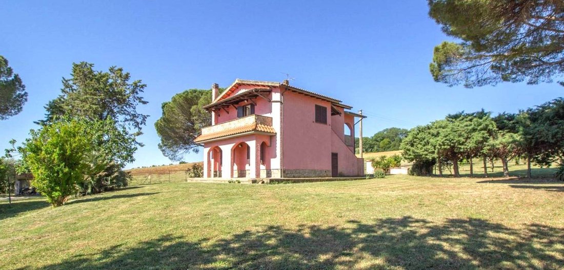 Roccastrada, Tuscany, Italy 2 - 16721712