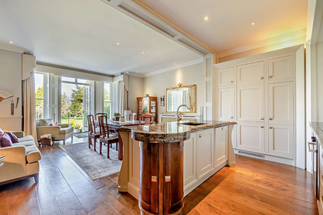 Casa in Horsham, Inghilterra 4 - 16720515
