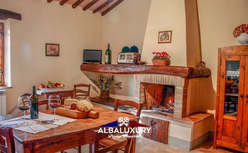 Castle To Be Renovated For Sale In Montalcino, Valdorcia