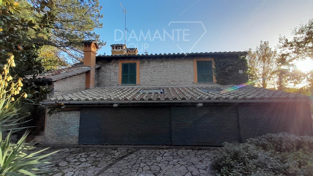 Farm Ranch in Montefalco, Umbria, Italy 5 - 16725112