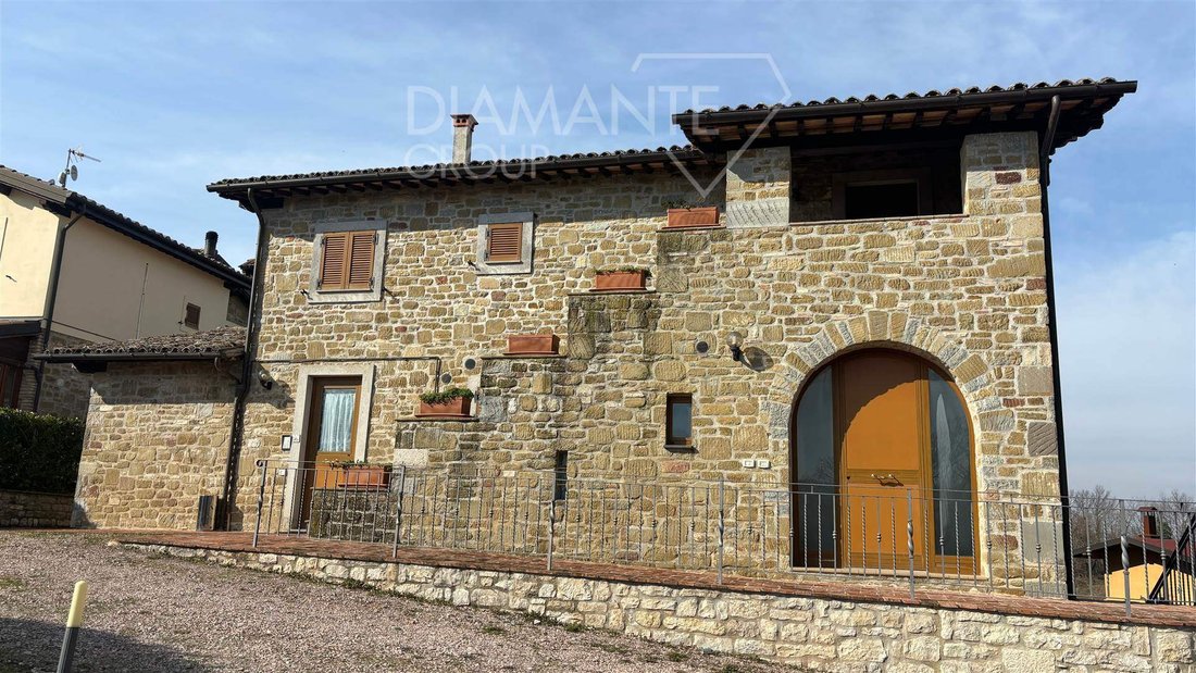 Gubbio, Umbria, Italy 5 - 16725080