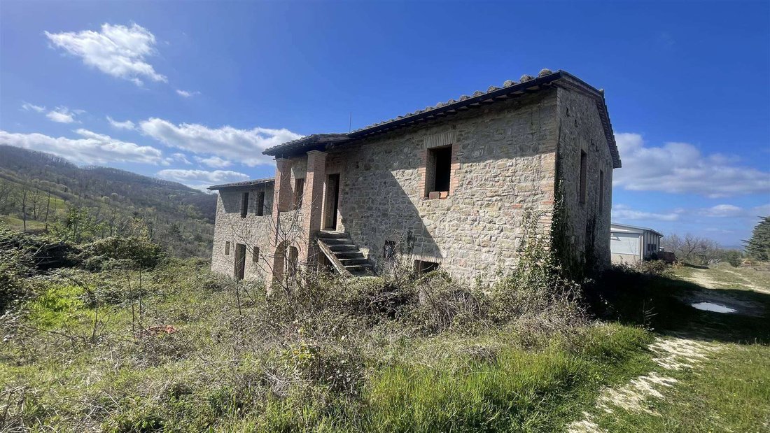Farm Ranch in Valfabbrica, Umbria, Italy 1 - 16725138