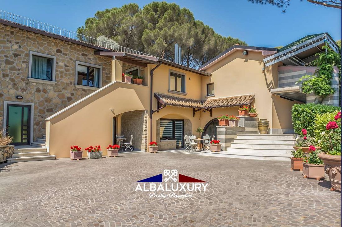 Villa in Santa Firmina, Arezzo, Tuscany 2 - 16725902
