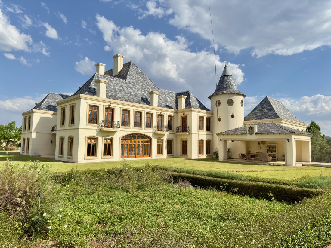 House in Mooikloof, Gauteng, South Africa 1 - 16724942