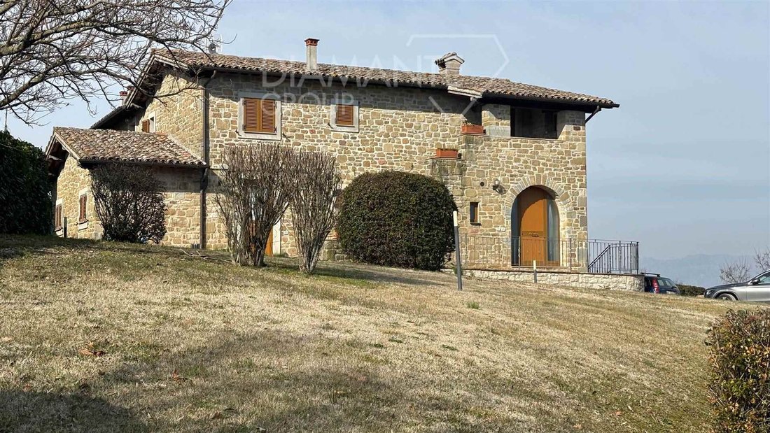 Gubbio, Umbria, Italy 1 - 16725080