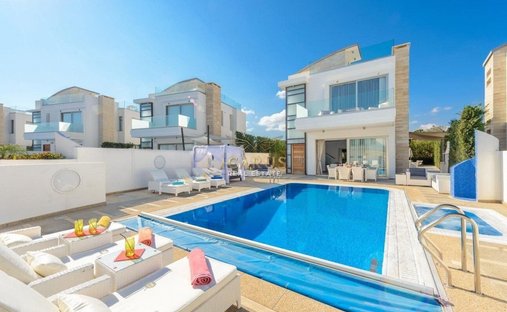 House in Paralimni, Famagusta, Cyprus 1