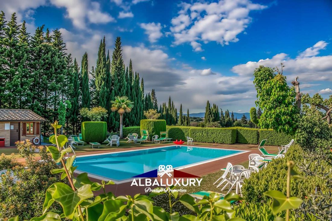 Villa in Chianciano Terme, Tuscany, Italy 3 - 16726356