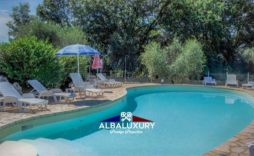 Castle for Sale in Casa Vannini, Tuscany, Italy