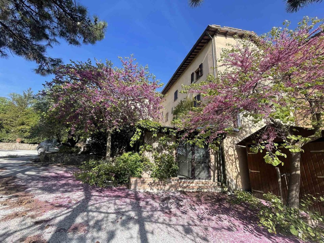 Gubbio, Umbria, Italy 1 - 16722876