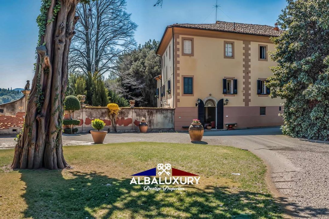 Villa in Crespina, Tuscany, Italy 2 - 16726193
