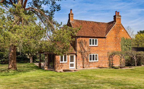 House in Ramsbury, England 1
