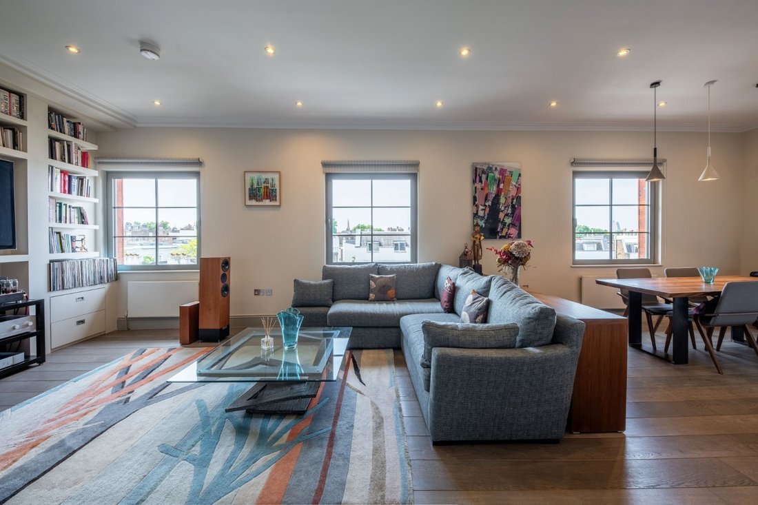 Apartment in Holland Park, Kensington And Chelsea, England 1 - 16720766