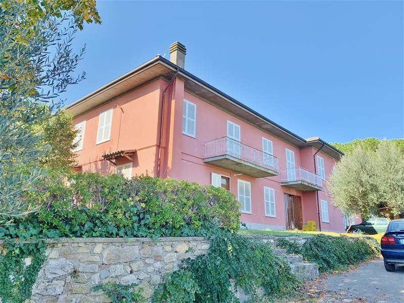 Villa in Castiglione del Lago, Umbria, Italy 3 - 16724093