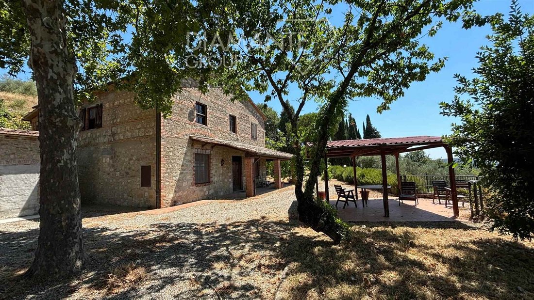 Cetona, Tuscany, Italy 1 - 16725017