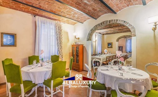 Castle for Sale in Molino d'Egola, Tuscany, Italy