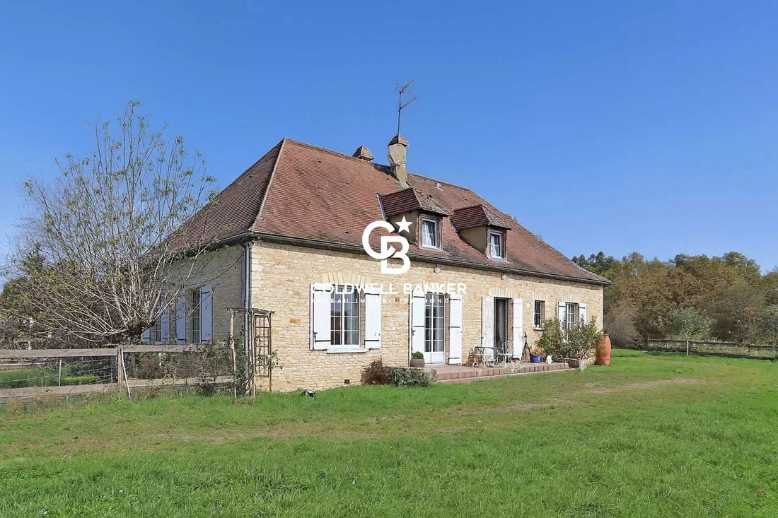 Estate in Prigonrieux, Nouvelle-Aquitaine, France 2 - 16721195