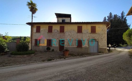 Tuscany| Historic Tuscan Castle With Land For Sale Near Florence