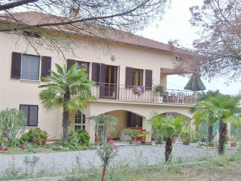 Villa in Castiglione del Lago, Umbria, Italy 1 - 16724176