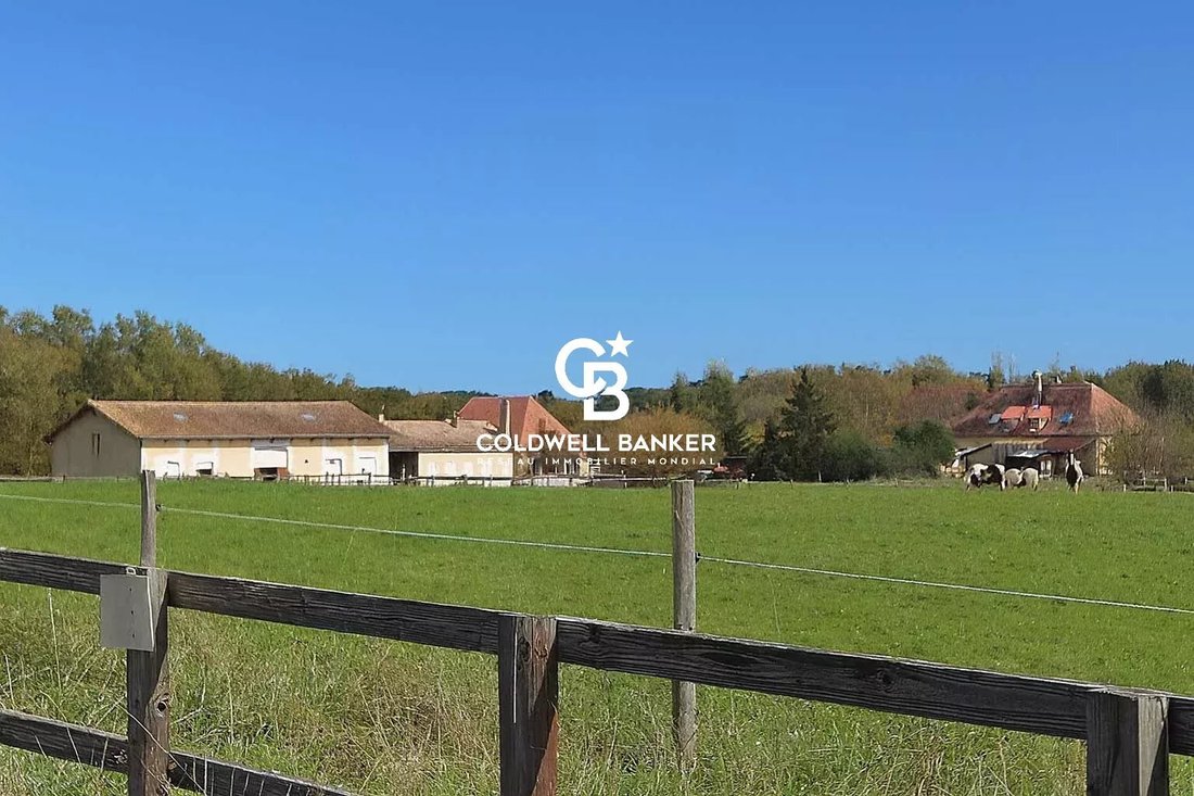 Estate in Prigonrieux, Nouvelle-Aquitaine, France 3 - 16721195