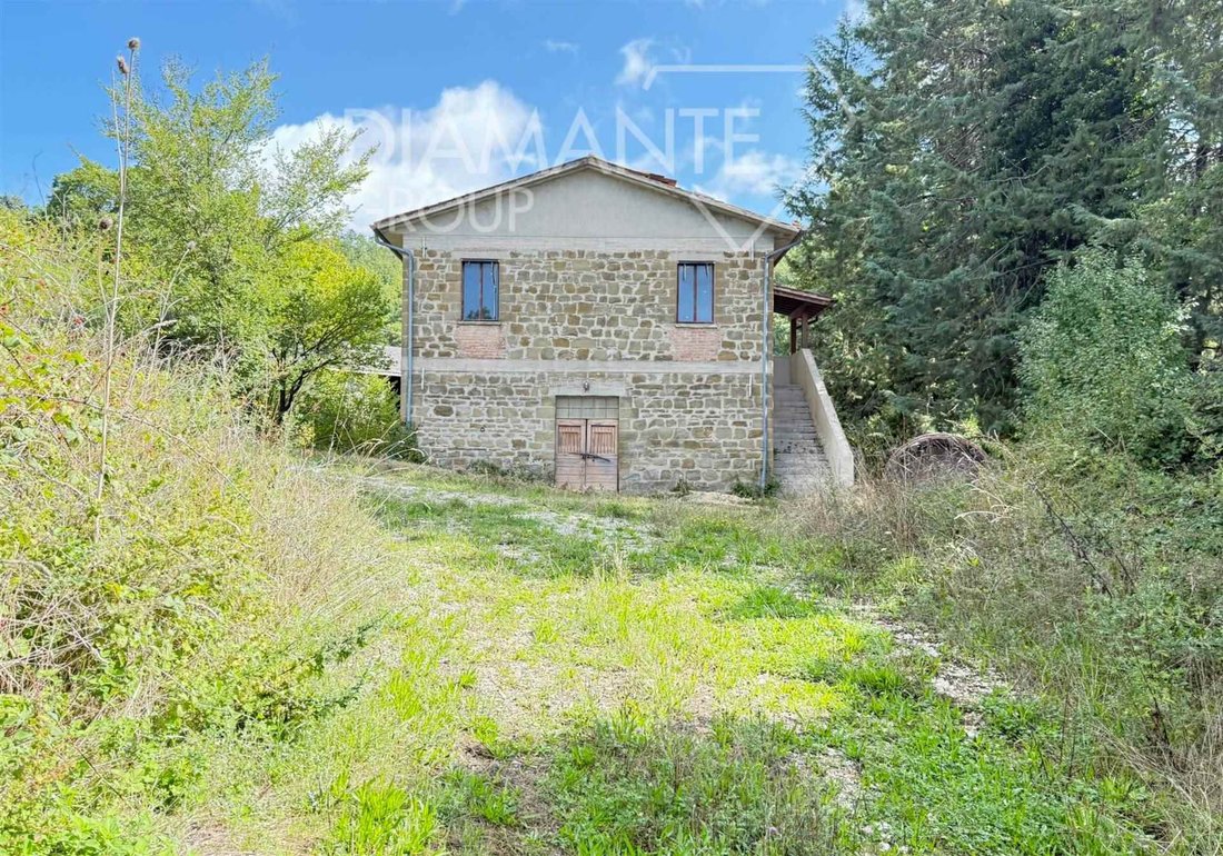 Farm Ranch in Gubbio, Umbria, Italy 3 - 16724268