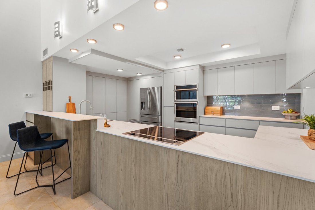 Apartment in George Town, George Town, Cayman Islands 4 - 16721602