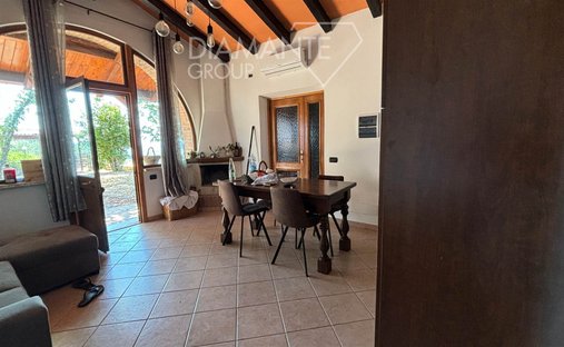 Castle for Sale in Cetona, Tuscany, Italy