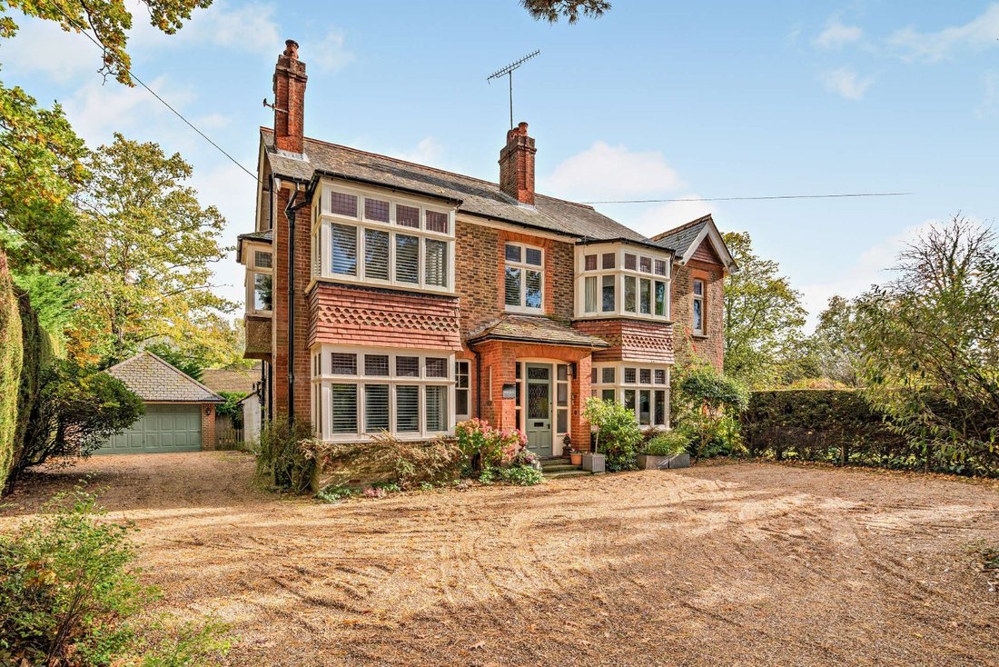 House in Slinfold, England 1 - 16720789