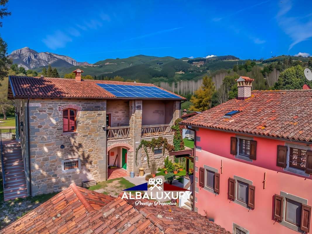 Villa in Castiglione di Garfagnana, Tuscany, Italy 4 - 16726309