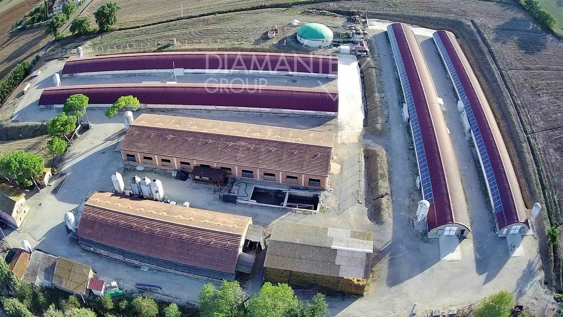 Farm Ranch in Magione, Umbria, Italy 5 - 16725058