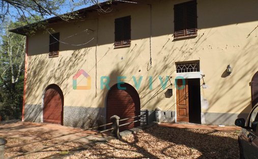 Castle for Sale in San Casciano In Val di Pesa, Tuscany, Italy