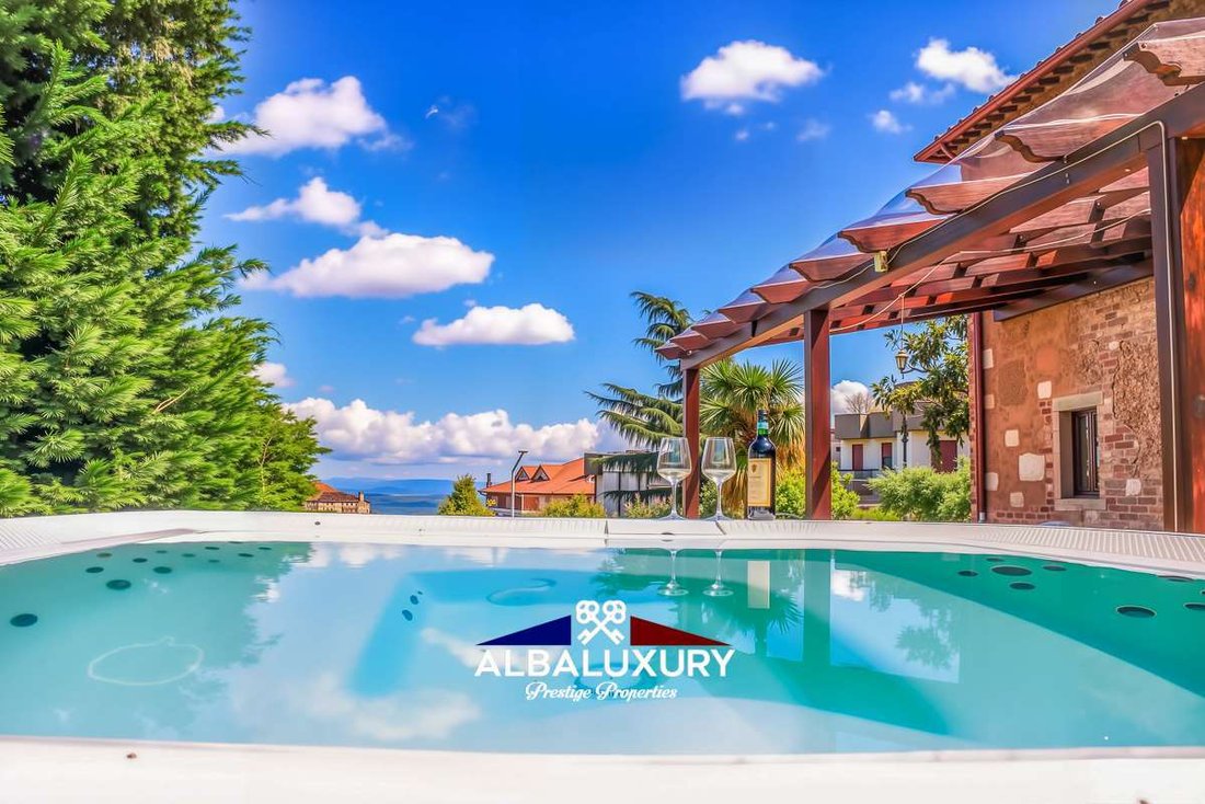 Villa in Chianciano Terme, Tuscany, Italy 2 - 16726253