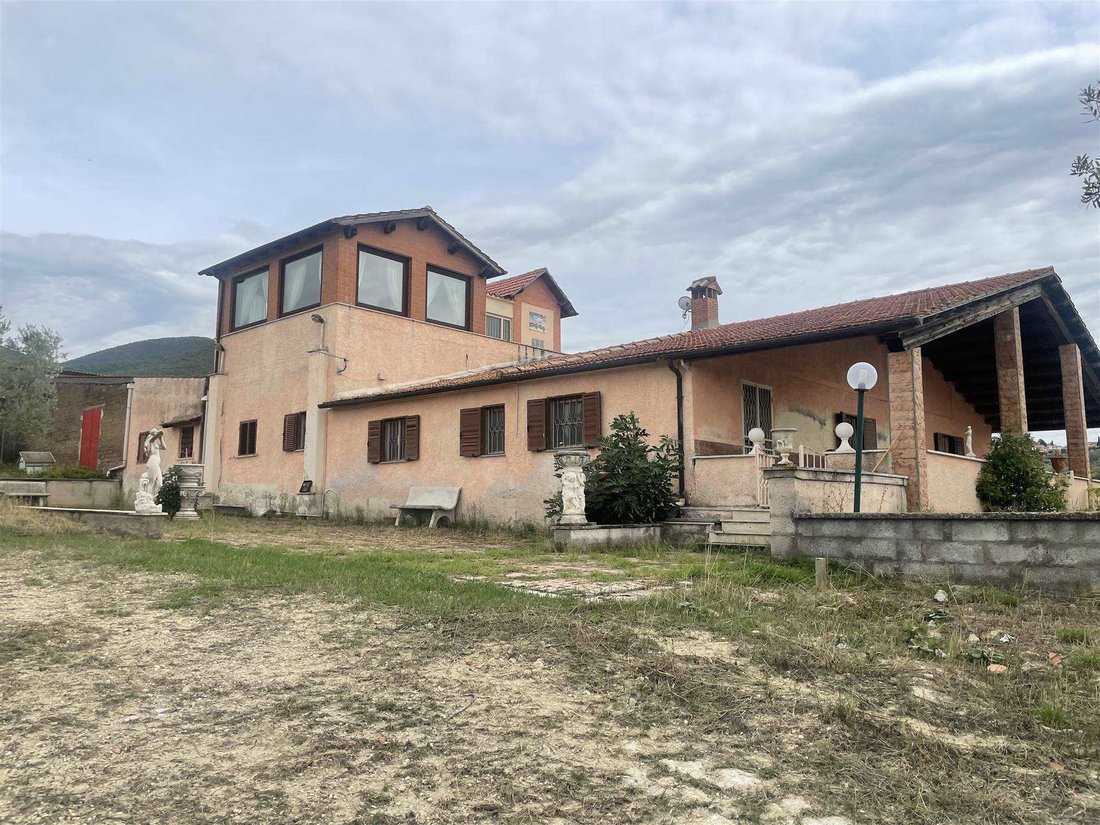 Farm Ranch in Montecchio, Umbria, Italy 3 - 16725171