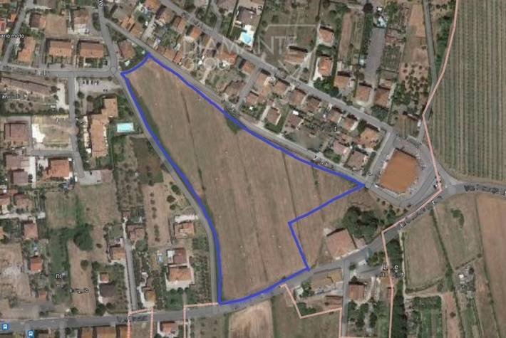 Land in Tuoro sul Trasimeno, Umbria, Italy 1 - 16725127