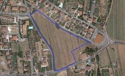 Land in Tuoro sul Trasimeno, Umbria, Italy 1