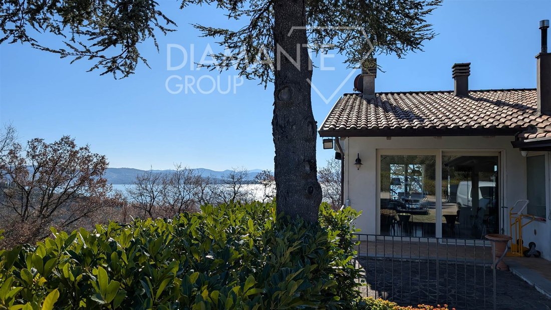 Villa in Passignano sul Trasimeno, Umbria, Italy 3 - 16724817