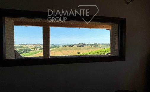 Castle To Be Renovated For Sale In Montalcino, Valdorcia