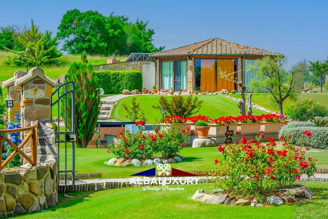Villa in Manciano, Tuscany, Italy 1 - 16726251