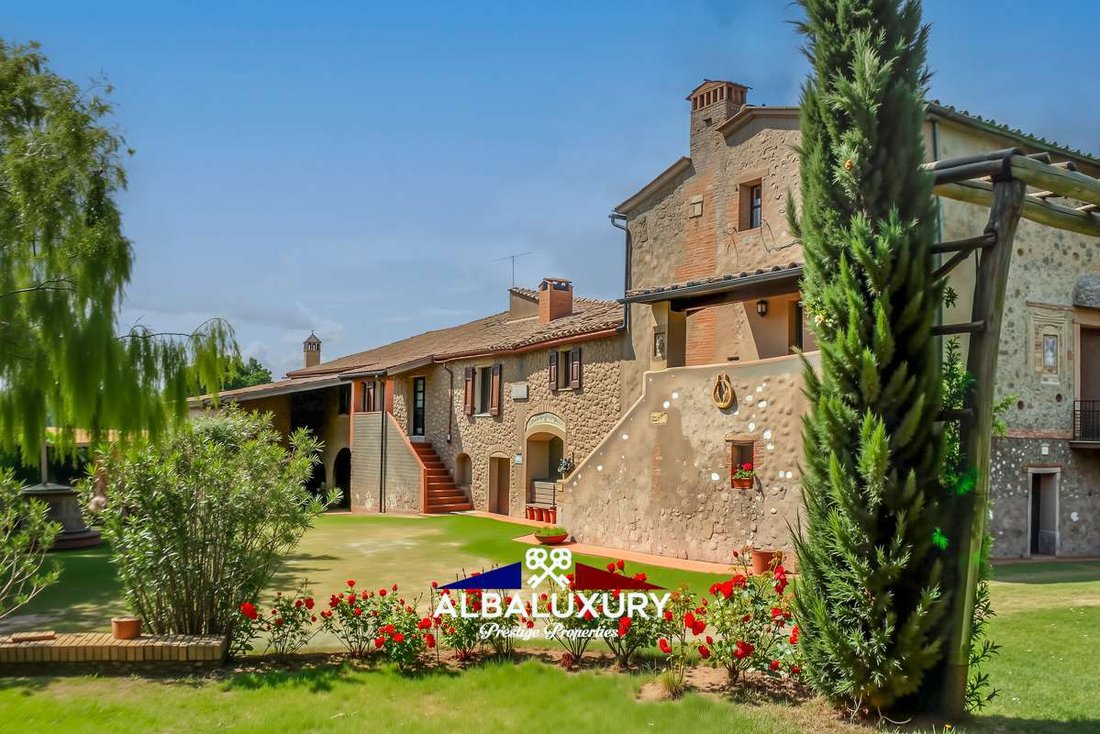 Villa in Radicondoli, Tuscany, Italy 1 - 16725933