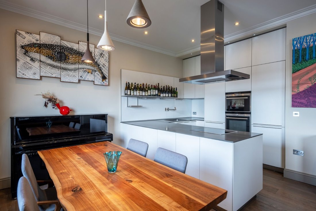 Apartment in Holland Park, Kensington And Chelsea, England 5 - 16720766